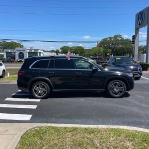 MERCEDES-BENZ GLS - 10