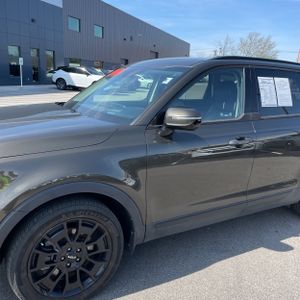 KIA TELLURIDE NIGHTSKY - 2