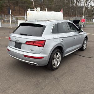 AUDI Q5 2.0T PREMIUM - 8