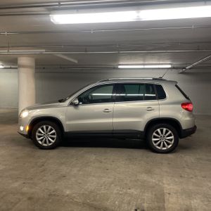 VOLKSWAGEN TIGUAN SE 4MOTION - 3