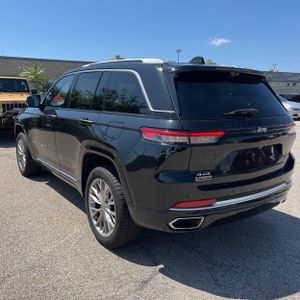 2022 JEEP GRAND CHEROKEE SUMMIT photo 5