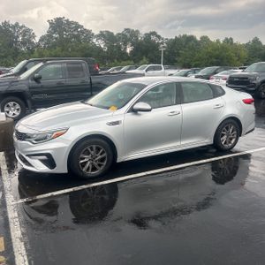 2020 KIA OPTIMA LX 照片 3