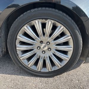 2013 Lincoln MKS BASE — миниатюра 20