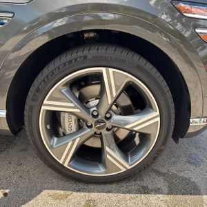 صورة 20 لـ 2025 Genesis GV80 3.5T PRESTIGE