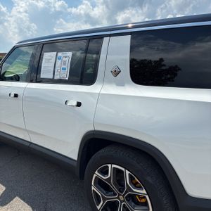 صورة 6 لـ 2022 Rivian R1S LAUNCH EDITION