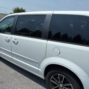 صورة 5 لـ 2015 Dodge GRAND CARAVAN SE