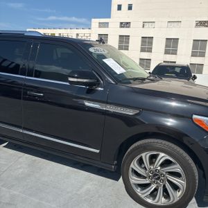 2024 Lincoln NAVIGATOR PREMIERE — миниатюра 13