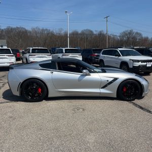 CHEVROLET CORVETTE STINGRAY - 10