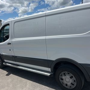 FORD TRANSIT 250 - 6