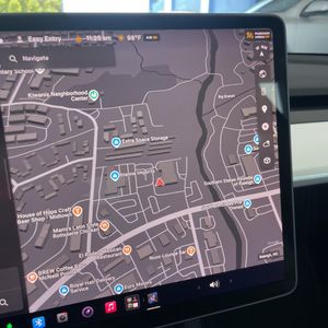 2022 Tesla MODEL Y PERFORMANCE — миниатюра 36