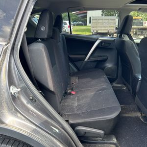 صورة 35 لـ 2013 Toyota RAV4 XLE