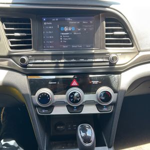 صورة مصغرة 36 لـ 2019 Hyundai ELANTRA SEL