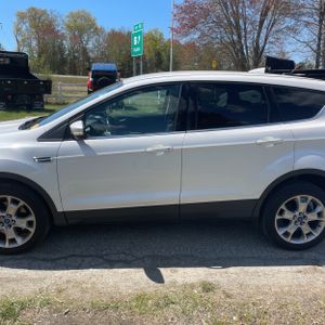 FORD ESCAPE SEL - 4
