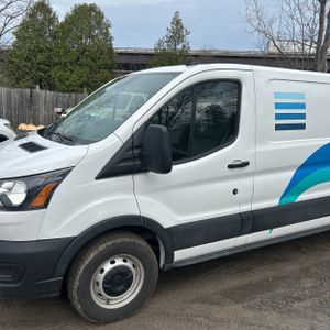 FORD TRANSIT 150 - 2
