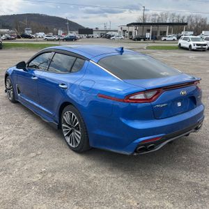 KIA STINGER PREMIUM - 5