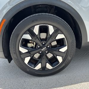 2023 KIA SPORTAGE X-LINE — миниатюра 17