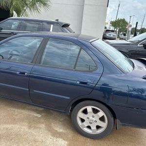 NISSAN SENTRA 1.8S - 6