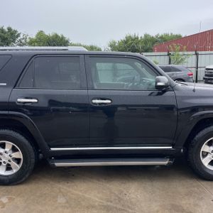 2011 Toyota 4RUNNER SR5 缩略图 11