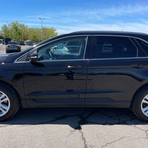 FORD EDGE SEL - 4