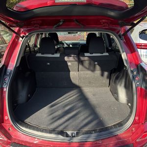 صورة 43 لـ 2018 Toyota RAV4 XLE