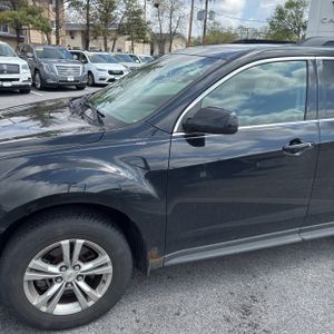 CHEVROLET EQUINOX LT - 2