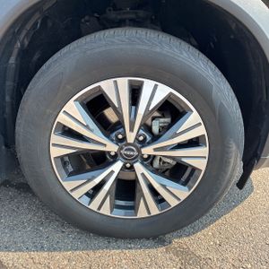 صورة مصغرة 20 لـ 2023 Nissan ROGUE SV