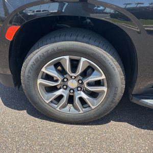 2024 Chevrolet TAHOE LS thumbnail 16