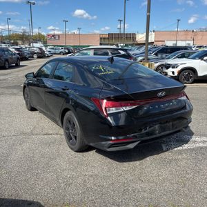 HYUNDAI ELANTRA SEL - 5