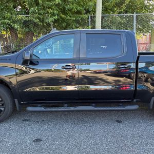 2021 Chevrolet SILVERADO 1500 RST photo 4
