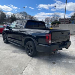 HONDA RIDGELINE BLACK EDITION - 5