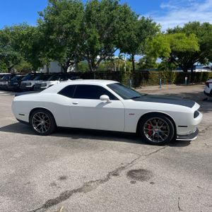 DODGE CHALLENGER SRT 392 - 10