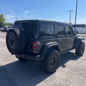 JEEP WRANGLER 4-DOOR MOAB 392 4X4 - 8