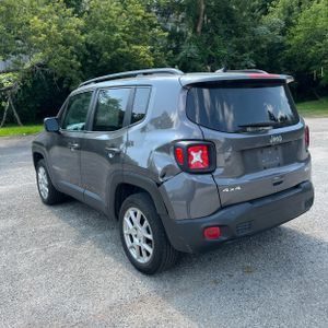 صورة 5 لـ 2021 JEEP RENEGADE LATITUDE