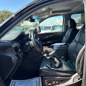 2019 Cadillac ESCALADE ESV LUXURY — фото 31