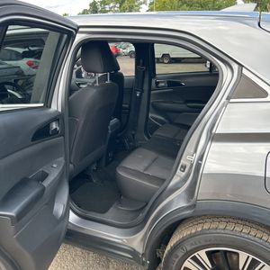 صورة 34 لـ 2019 Mitsubishi ECLIPSE CROSS SE