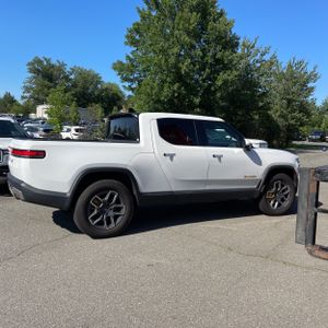 صورة 10 لـ 2022 Rivian R1T LAUNCH EDITION