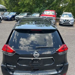 2017 Nissan ROGUE SV — миниатюра 16