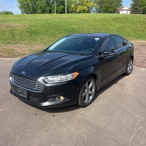 FORD FUSION SE - 1