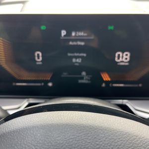 2025 KIA SORENTO X-LINE — миниатюра 41