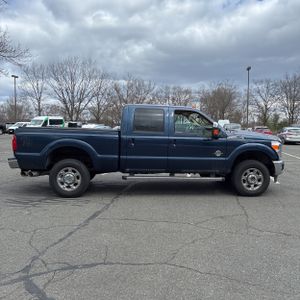 FORD F-250 SUPER DUTY LARIAT - 10