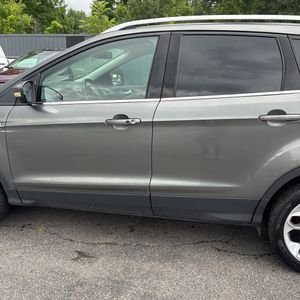 صورة مصغرة 56 لـ 2014 FORD ESCAPE TITANIUM