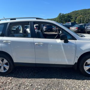 صورة 11 لـ 2015 Subaru FORESTER 2.5I