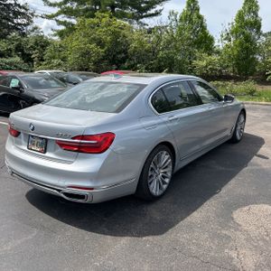 BMW 7-SERIES 750LI XDRIVE - 8