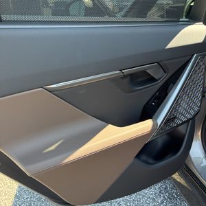 صورة مصغرة 56 لـ 2026 BMW 550E XDRIVE
