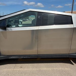 TESLA CYBERTRUCK BASE - 4