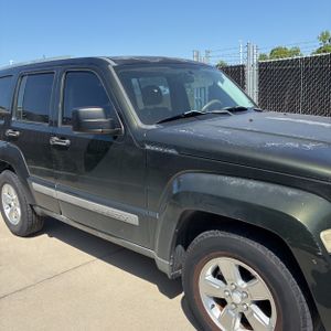 2011 JEEP LIBERTY SPORT — миниатюра 11