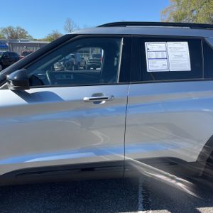 FORD EXPLORER ST-LINE - 4