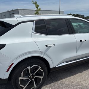 CHEVROLET EQUINOX EV LT - 9