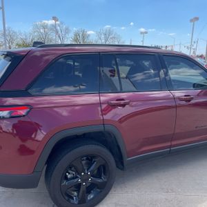 JEEP GRAND CHEROKEE ALTITUDE - 9