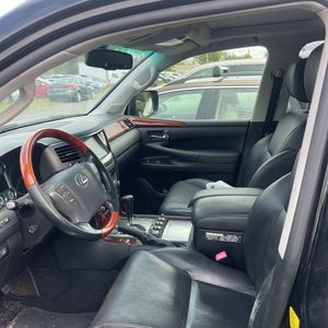 2011 Lexus LX 570 BASE 照片 23
